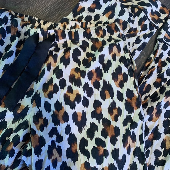 Cheetah print Victoria secret sleep pants - Picture 2 of 3